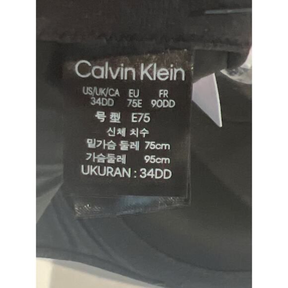 Calvin Klein Black Convertible Strapless Push Up Bra Women's Size 34DD $48.50 - Picture 7 of 8